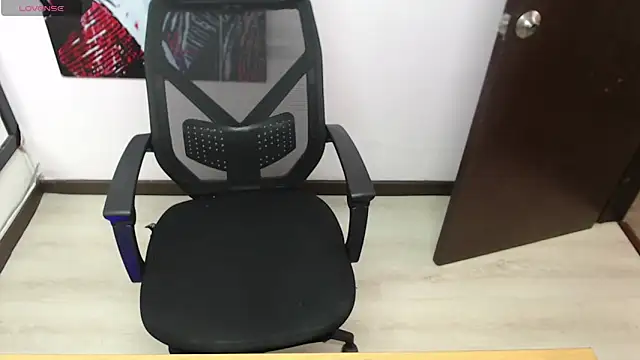 FRANCESCA LOVE  online show from 03-13-26, 06:13