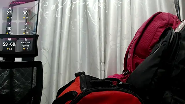 FRANCESCA LOVE  online show from 04-17-26, 01:52