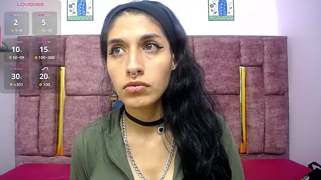 FRANCESCA LOVE  online show from 05-13-26, 05:25