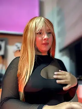 Snapshot of CharlotteUwU_ chatting on 02-09-26, 11:36 CharlotteUwU online show from 02-09-26, 11:36