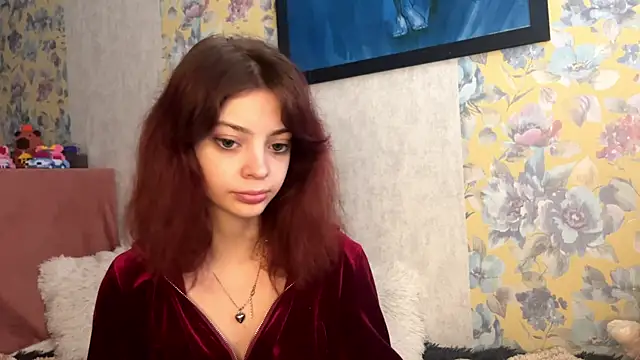Snapshot of CassyVixen chatting on 06-12-26, 03:32 CassyVixen online show from 06-12-26, 03:32