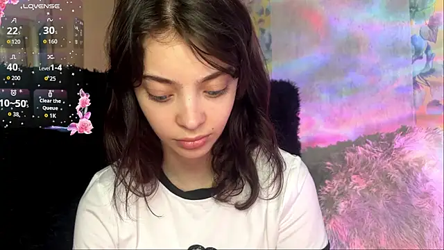 Snapshot of CassyVixen chatting on 07-18-26, 04:37 CassyVixen online show from 07-18-26, 04:37