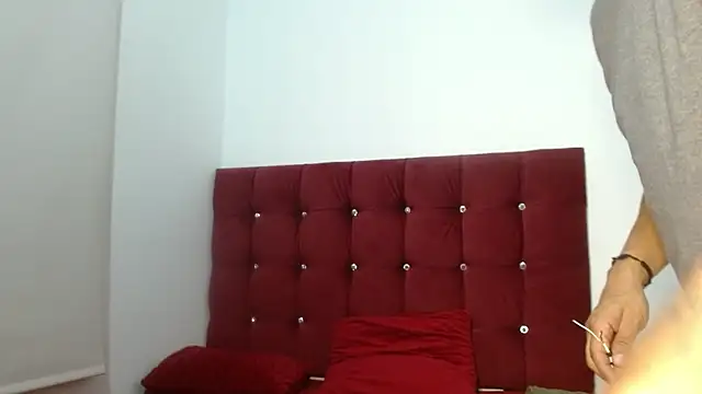 Snapshot of SkinnyDevil12 chatting on 02-26-26, 03:28 SkinnyDevil12 online show from 02-26-26, 03:28