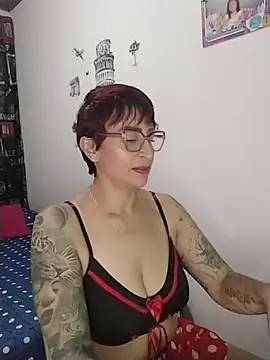 Charlotte gray  online show from 06-25-26, 03:26
