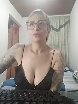 Snapshot of Charlotte_gray_ chatting on 02-23-26, 11:49 Charlotte gray online show from 02-23-26, 11:49