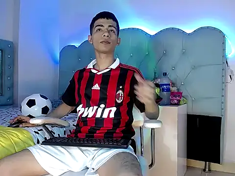 Snapshot of Apolo_Richards chatting on 02-21-26, 07:49 Apolo Richards online show from 02-21-26, 07:49