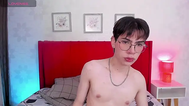 Demian Hush online show from 03-14-26, 03:23