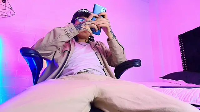 Axell Kussh online show from 03-31-26, 03:19