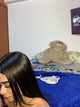 mia petite2007 online show from 02-26-26, 11:38