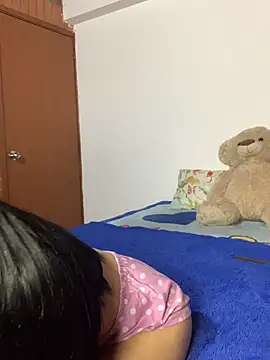 mia petite2007 online show from 02-23-26, 11:27