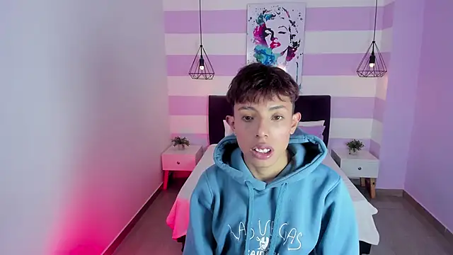  camilo ortiz online show from 03-09-26, 07:39