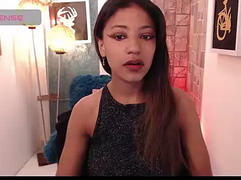 Snapshot of Scarleet_miaa chatting on 02-28-26, 01:44 Scarleet miaa online show from 02-28-26, 01:44