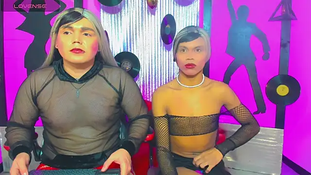 Snapshot of Cristal_and_noha chatting on 02-26-26, 03:39 Cristal and noha online show from 02-26-26, 03:39