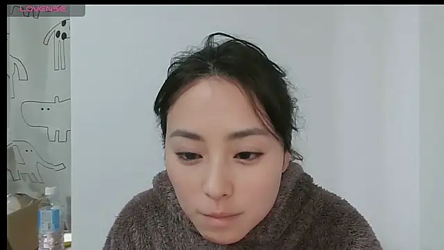 yuri-japan online show from 02-14-26, 12:44