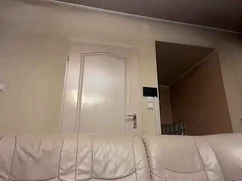 Sophiirose online show from 02-10-26, 05:23