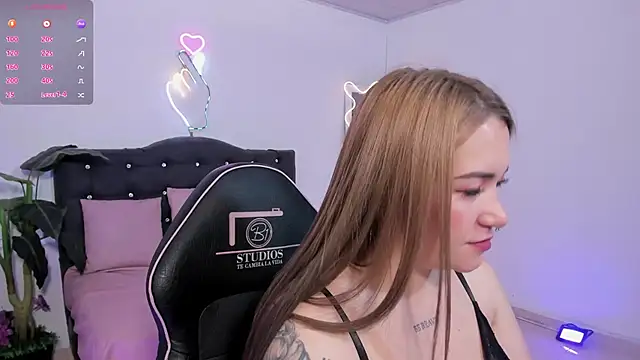 LUNAKITTY TAY online show from 06-27-26, 11:38