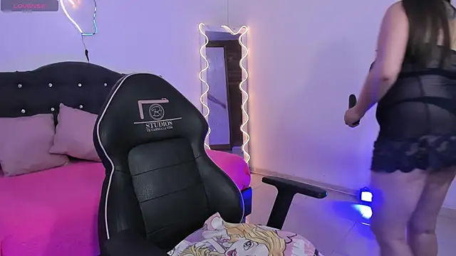 LUNAKITTY TAY online show from 03-12-26, 11:47