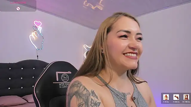 LUNAKITTY TAY online show from 06-04-26, 11:26