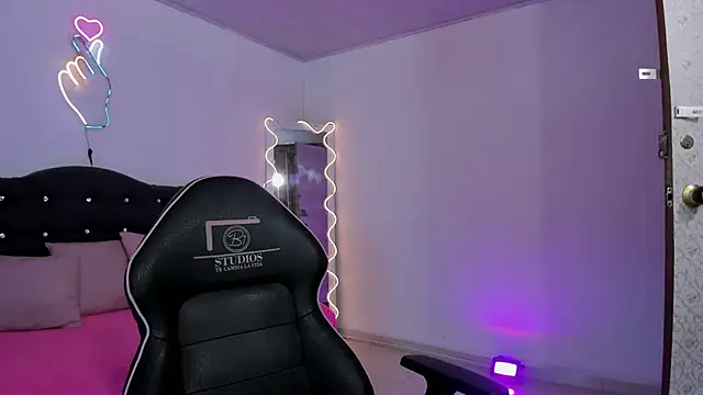 LUNAKITTY TAY online show from 03-09-26, 11:58