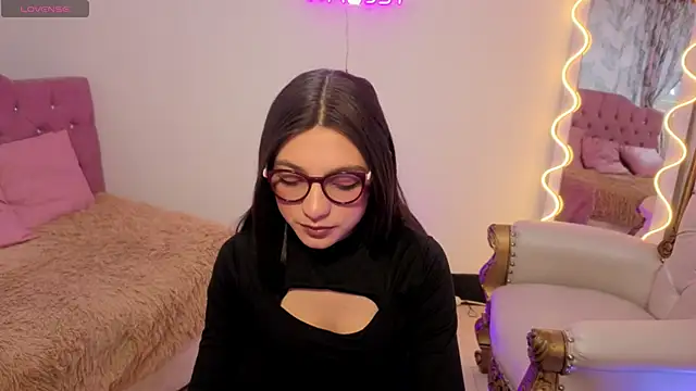 MAHYRA TAY online show from 03-04-26, 07:10