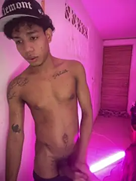 Snapshot of 777_dmz_ chatting on 03-04-26, 02:19 777 dmz online show from 03-04-26, 02:19