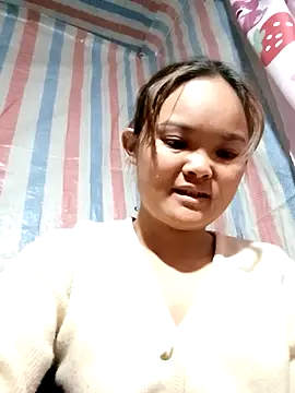 Snapshot of Luminana chatting on 02-11-26, 11:04 Luminana online show from 02-11-26, 11:04