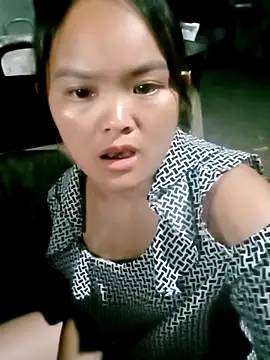 Snapshot of Luminana chatting on 04-30-26, 12:06 Luminana online show from 04-30-26, 12:06