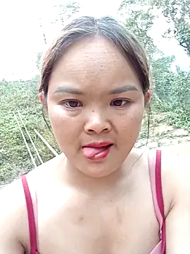 Snapshot of Luminana chatting on 03-02-26, 05:19 Luminana online show from 03-02-26, 05:19