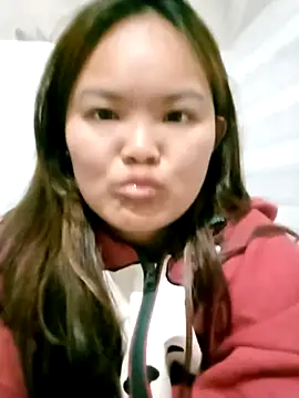 Snapshot of Luminana chatting on 02-19-26, 11:23 Luminana online show from 02-19-26, 11:23