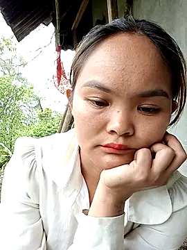 Luminana online show from 04-24-26, 01:18