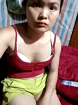 Snapshot of Luminana chatting on 05-07-26, 01:25 Luminana online show from 05-07-26, 01:25