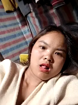 Luminana online show from 04-24-26, 11:07