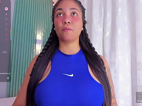 Snapshot of Venuz_01 chatting on 02-10-26, 08:30 Venuz 01 online show from 02-10-26, 08:30