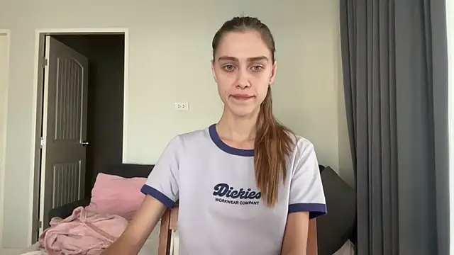 Snapshot of SonyaSweety chatting on 03-02-26, 12:55 SonyaSweety online show from 03-02-26, 12:55