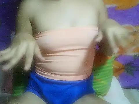 SweetHotBabe18 online show from 03-15-26, 12:50