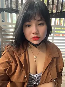 Snapshot of Lewd_couple chatting on 05-17-26, 03:06 Lewd couple online show from 05-17-26, 03:06