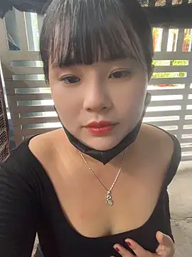 Snapshot of Lewd_couple chatting on 05-06-26, 03:21 Lewd couple online show from 05-06-26, 03:21