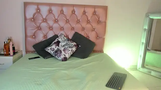 Ashtart 1 online show from 04-01-26, 03:30