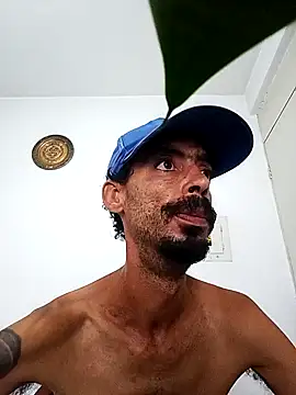 Swicth love online show from 03-19-26, 06:08