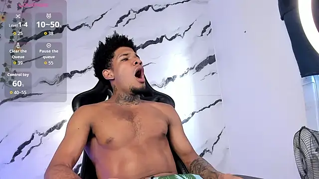 Snapshot of Nehemiaa_boy chatting on 02-14-26, 07:58 Nehemiaa boy online show from 02-14-26, 07:58