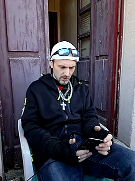 SwatRocShy online show from 03-15-26, 07:48