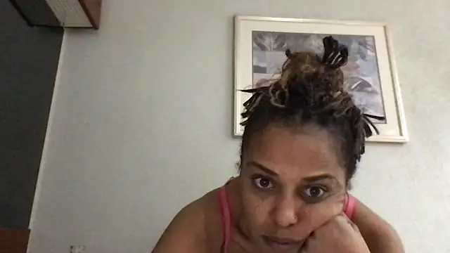 Goldie Glows63 online show from 03-27-26, 06:09