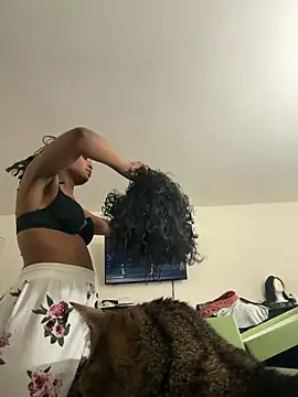 Goldie Glows63 online show from 04-13-26, 03:21