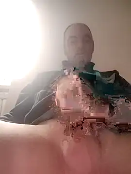 Snapshot of circott chatting on 02-13-26, 08:14 circott online show from 02-13-26, 08:14