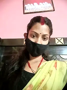 Snapshot of BIG_QWEEN_NO1 chatting on 02-22-26, 05:43 BIG QWEEN NO1 online show from 02-22-26, 05:43