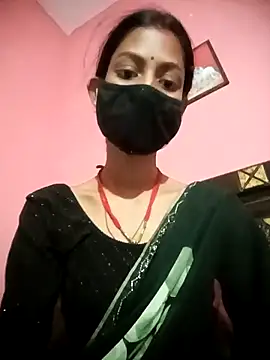 Snapshot of BIG_QWEEN_NO1 chatting on 02-28-26, 10:15 BIG QWEEN NO1 online show from 02-28-26, 10:15