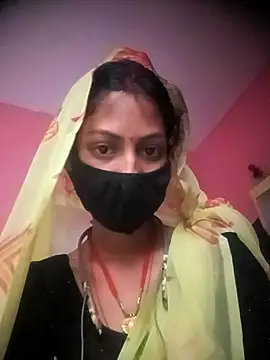 Snapshot of BIG_QWEEN_NO1 chatting on 02-10-26, 08:57 BIG QWEEN NO1 online show from 02-10-26, 08:57