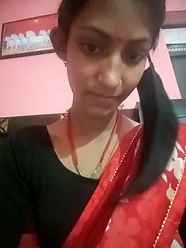 Snapshot of BIG_QWEEN_NO1 chatting on 02-15-26, 07:42 BIG QWEEN NO1 online show from 02-15-26, 07:42