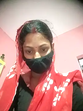 Snapshot of BIG_QWEEN_NO1 chatting on 02-13-26, 09:42 BIG QWEEN NO1 online show from 02-13-26, 09:42