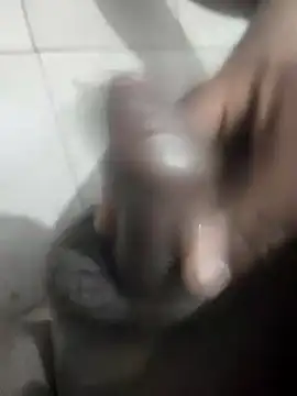 Snapshot of Telugucouple69 chatting on 02-15-26, 10:09 Telugucouple69 online show from 02-15-26, 10:09